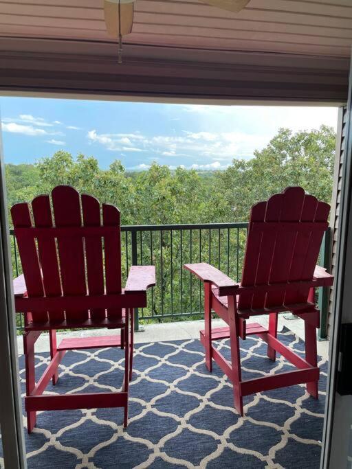 Penthouse Suite At Holiday Hills Book Today ブランソン エクステリア 写真